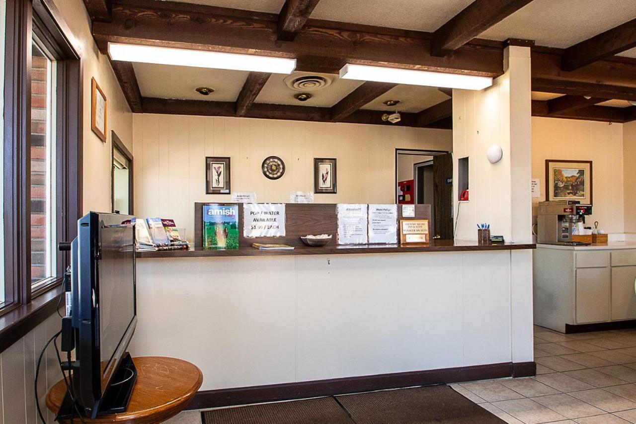 Country Squire Inn And Suites Coshocton Ngoại thất bức ảnh
