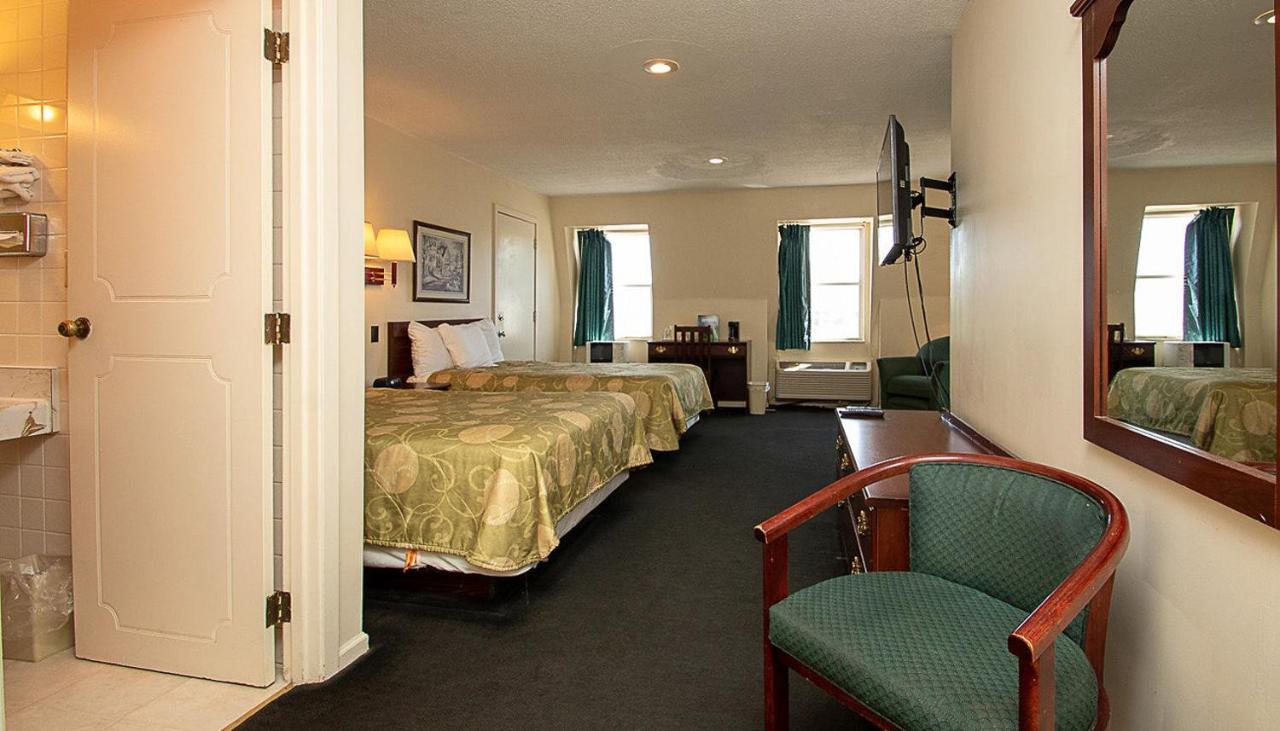 Country Squire Inn And Suites Coshocton Ngoại thất bức ảnh